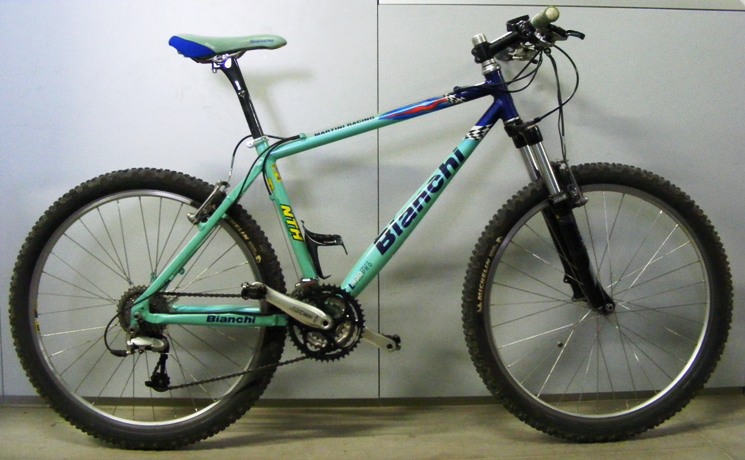 bianchi%20martini%20racing.jpg